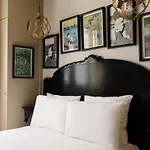 New Hotel République