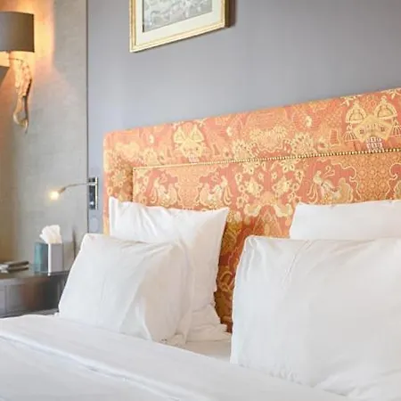 New République Hotel Parigi