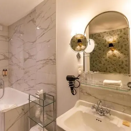 Hotel New République Parigi