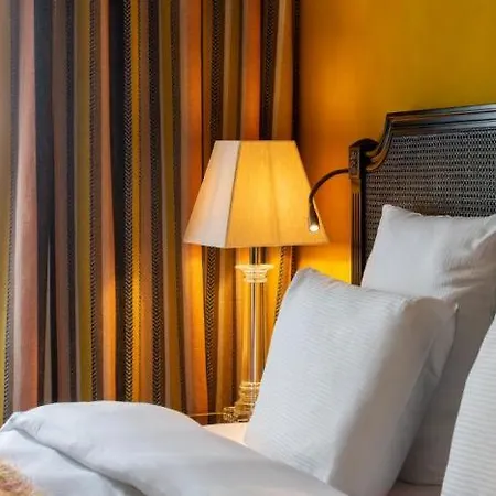 New République Hotel Parigi