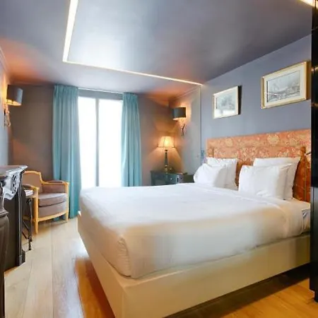 New République 4* Parigi