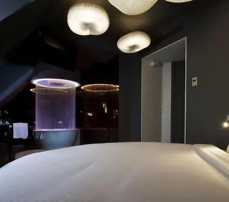 New République Hotel