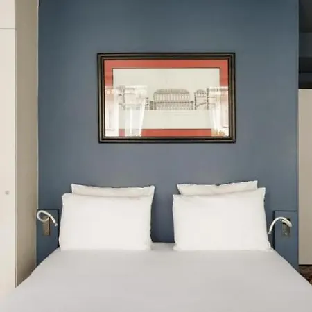 Hotel New République Parigi