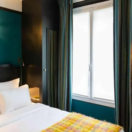 Hotel New République Parigi