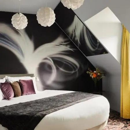 Hotel New République Parigi