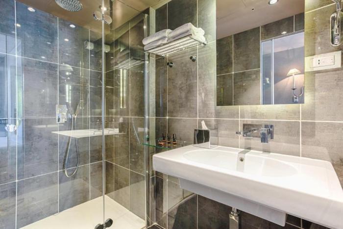 Hotel New République Parigi