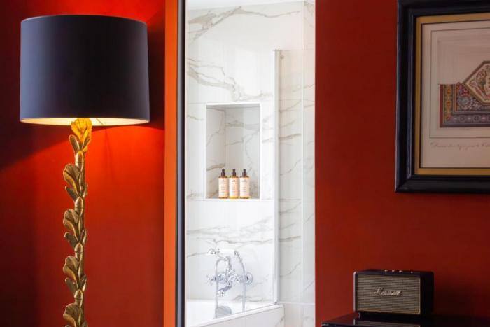 New Republique Paris