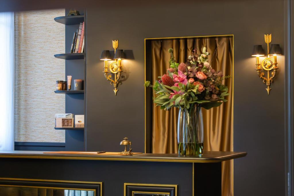 Hotel New République 4*