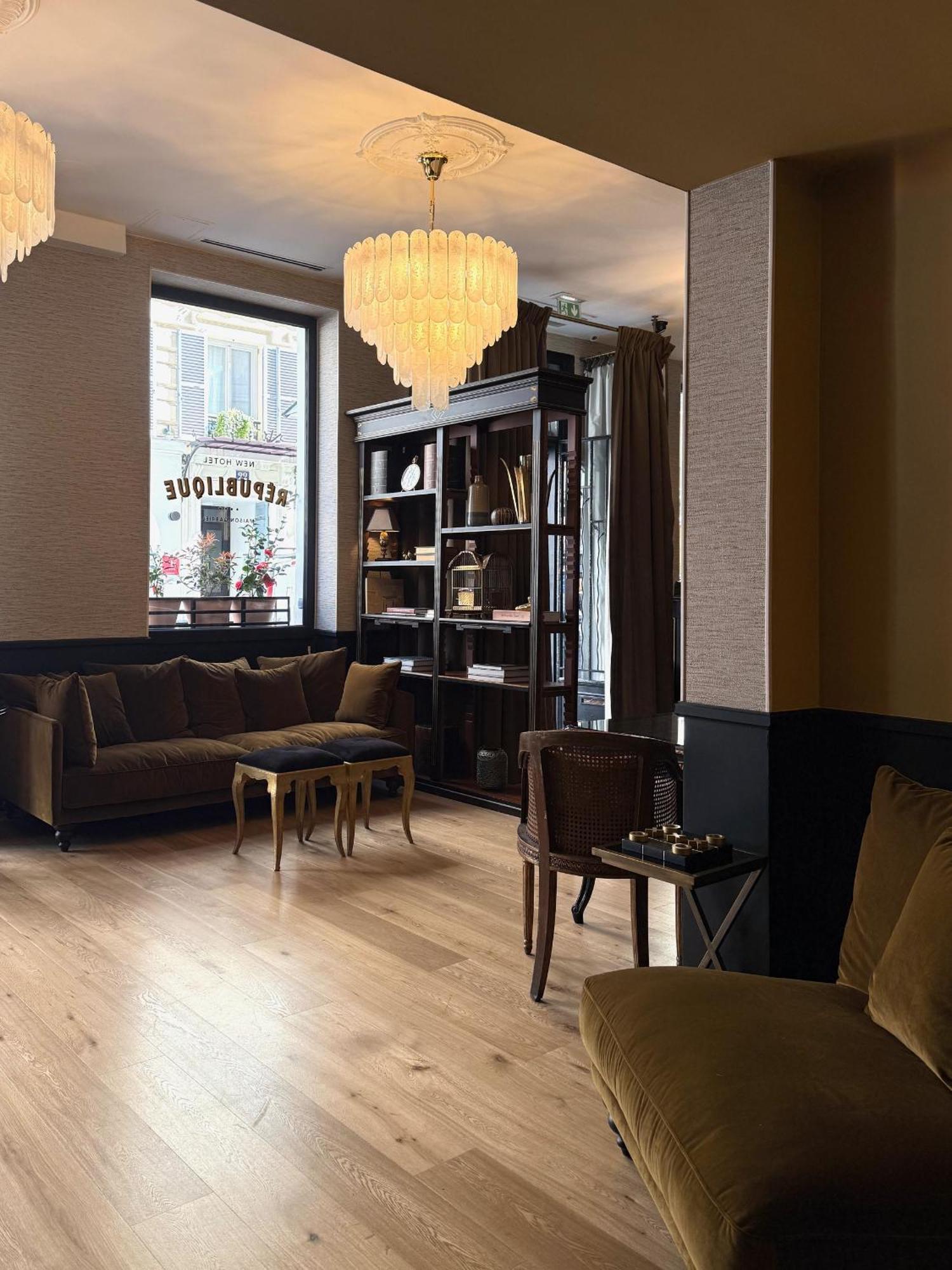 New Republique 4* Paris